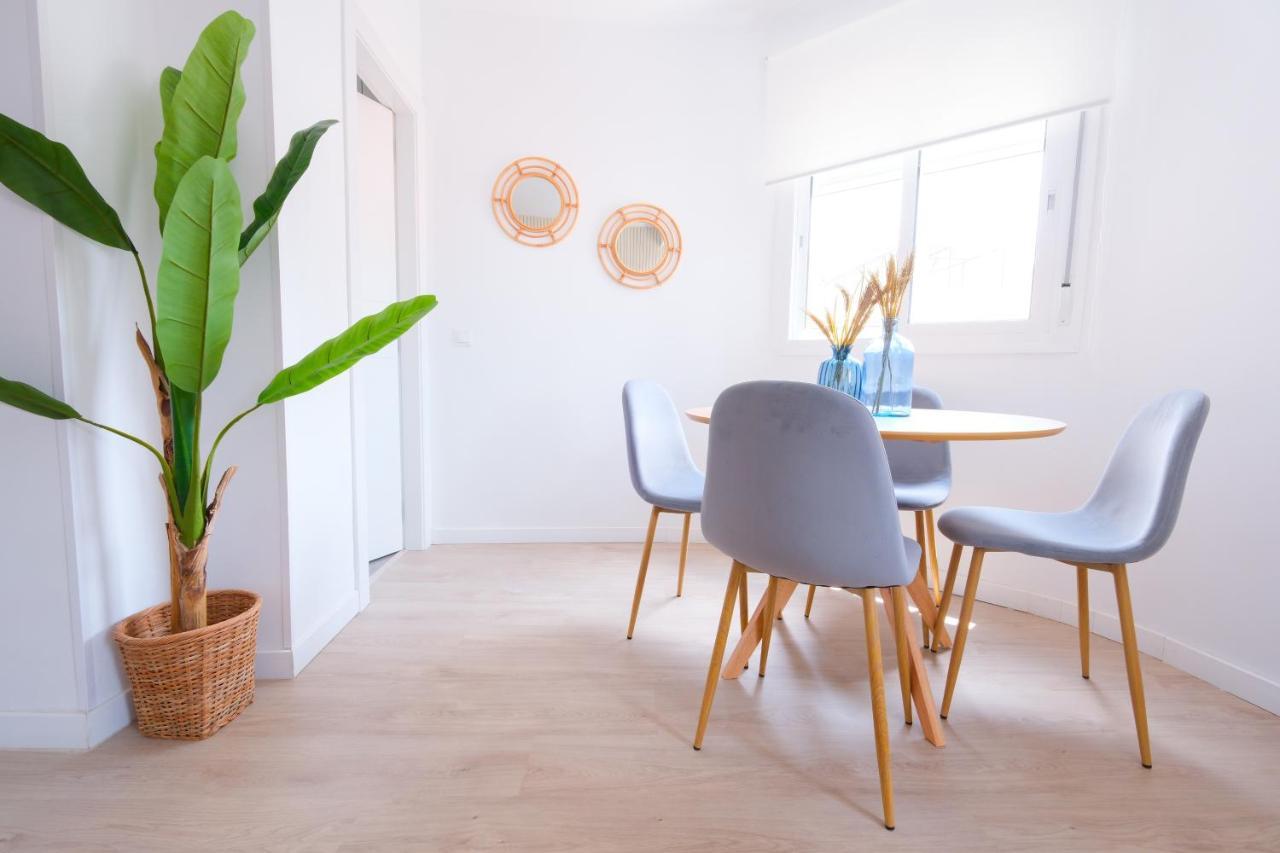 Lovely Apartment Малага Экстерьер фото