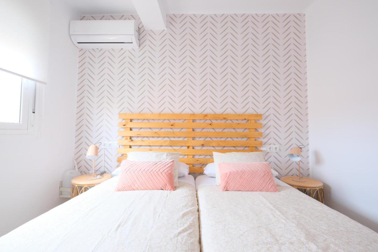 Lovely Apartment Малага Экстерьер фото